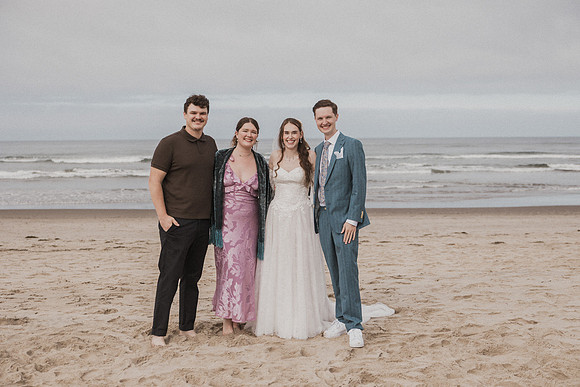 Henry-Skylynn-Rockaway-beach-Oregon-Elopement-Photos (142 of 282)