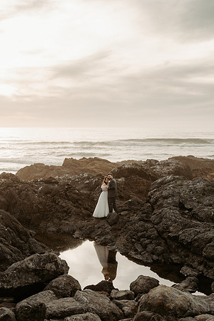 Evan-Julie-Adobe-Resort-Yachats-oregon-Wedding-Photos (29 of 29)