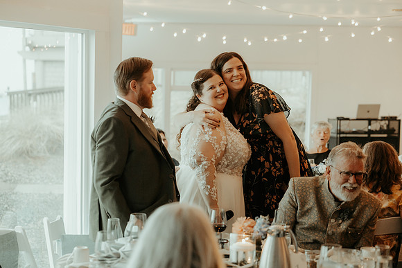 Jesse-Amalie-Hallmark-Inn-Newport-Oregon-Wedding-photos (284 of 375)