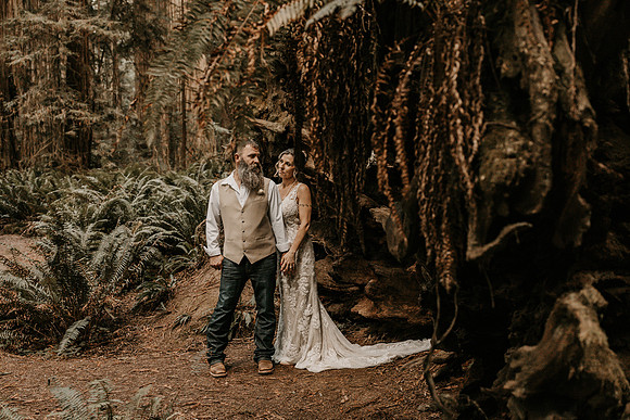 Lee-Tamara-Capella-By-the-Sea-Brookings-Redwoods-Elopement-Photos-Oregon (159 of 267)