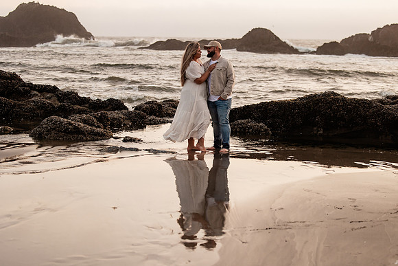 Sam-Kara-Engagement-photos-Seal-Rock-Oregon-39