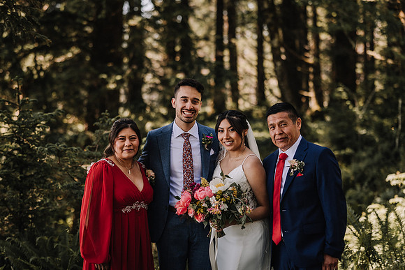 Jared-Ashley-Crooks-Point-Secret-Beach-Oregon-Wedding-10