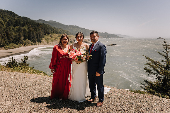 Jared-Ashley-Crooks-Point-Secret-Beach-Oregon-Wedding-28