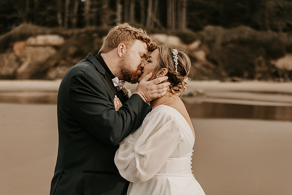 Kyle-Taylor-Salishan-Oregon-Coast-Golf-Course-Beach-Wedding (110 of 154)