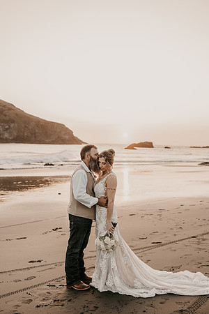 Lee-Tamara-Capella-By-the-Sea-Brookings-Redwoods-Elopement-Photos-Oregon (202 of 267)