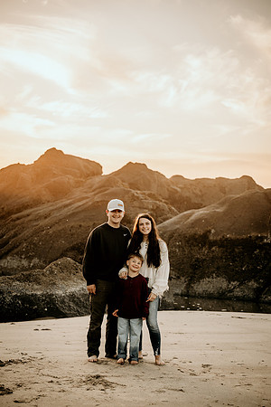 Angela-Family Photos 2026 (57 of 60)