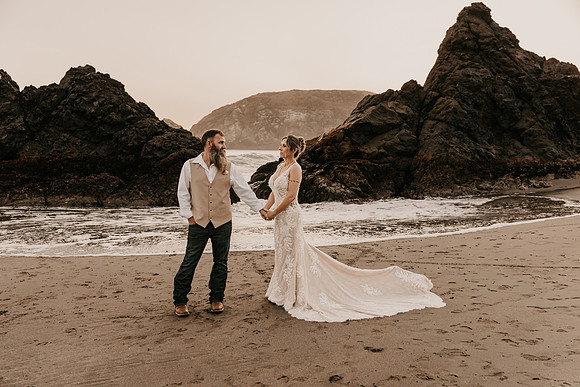 Lee-Tamara-Capella-By-the-Sea-Brookings-Redwoods-Elopement-Photos-Oregon (234 of 267)