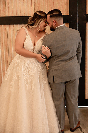 Kara-Sam-Simple-Affairs-Vegas-Wedding-Photos-62