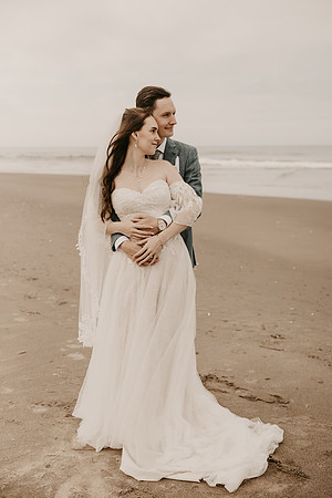 Henry-Skylynn-rockaway-beach-oregon-intimate-wedding-photos (215 of 283)
