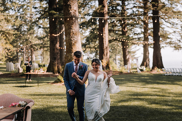 Jared-Ashley-Crooks-Point-Secret-Beach-Oregon-Wedding-23
