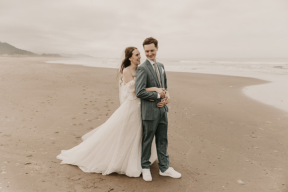 Henry-Skylynn-rockaway-beach-oregon-intimate-wedding-photos (228 of 283)