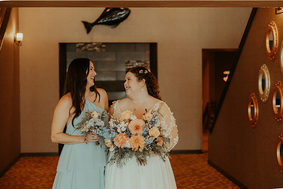 Jesse-Amalie-Hallmark-Inn-Newport-Oregon-Wedding-photos (2 of 2)