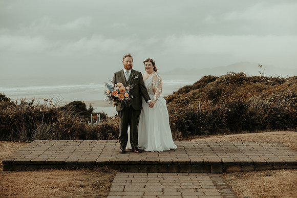 Jesse-Amalie-Hallmark-Inn-Newport-Oregon-Wedding-photos (205 of 375)