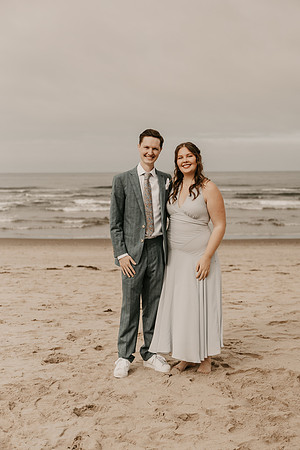 Henry-Skylynn-rockaway-beach-oregon-intimate-wedding-photos (126 of 283)