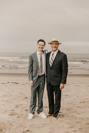 Henry-Skylynn-rockaway-beach-oregon-intimate-wedding-photos (133 of 283)