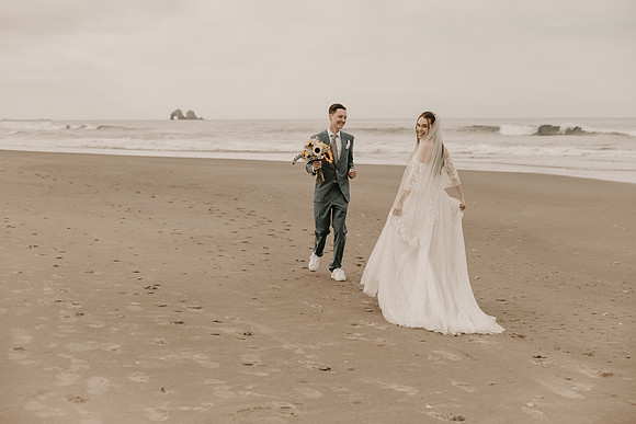 Henry-Skylynn-rockaway-beach-oregon-intimate-wedding-photos (223 of 283)