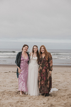 Henry-Skylynn-Rockaway-beach-Oregon-Elopement-Photos (146 of 282)