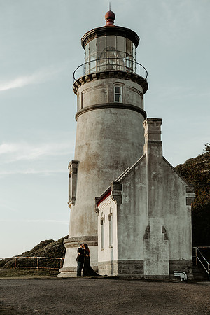 Jeremy-Stephanie-Heceta-Lighthouse-florence-oregon-Elopement (7 of 37)