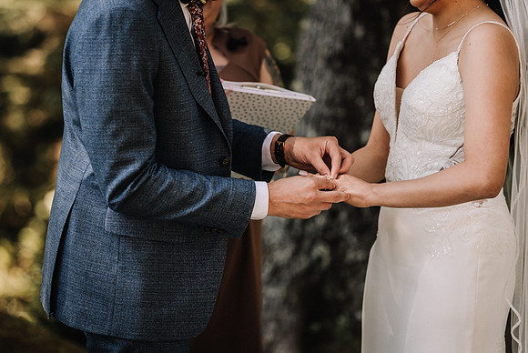 Jared-Ashley-Crooks-Point-Secret-Beach-Oregon-Wedding-38
