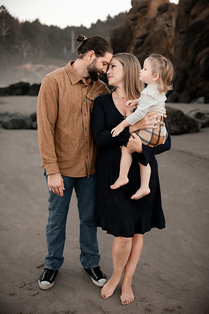 Tiffany-Fogarty-Creek-Family-Photos-2024-10