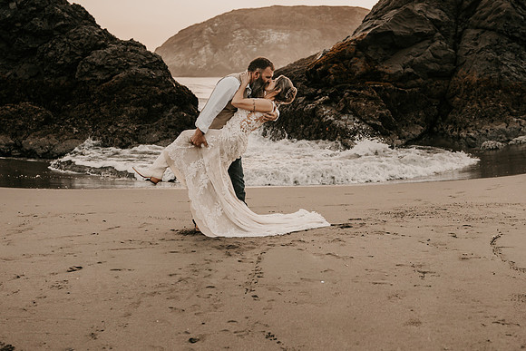 Lee-Tamara-Capella-By-the-Sea-Brookings-Redwoods-Elopement-Photos-Oregon (211 of 267)