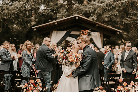 Taylor-Kyle-Salishan-Golf-Course-Lincoln-City-Oregon-Wedding-Photos (13 of 26)