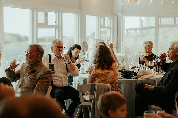 Jesse-Amalie-Hallmark-Inn-Newport-Oregon-Wedding-photos (279 of 375)