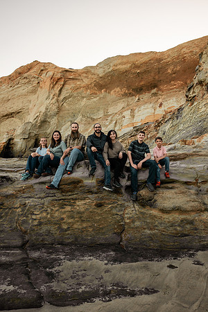 Cape-Kiwanda-Oregon-Family-Photos-2025 (45 of 65)