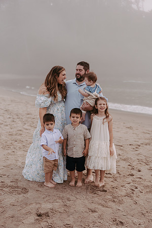 Family-Photos-2024-Lincoln-City-Oregon--12