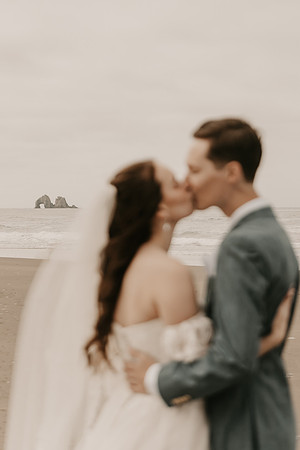 Henry-Skylynn-rockaway-beach-oregon-intimate-wedding-photos (179 of 283)