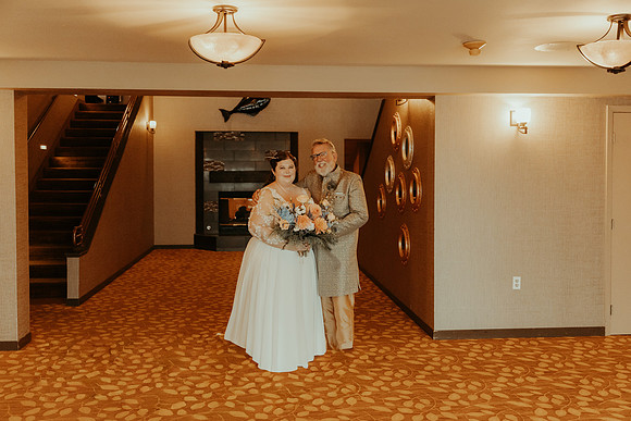 Jesse-Amalie-Hallmark-Inn-Newport-Oregon-Wedding-photos (119 of 375)