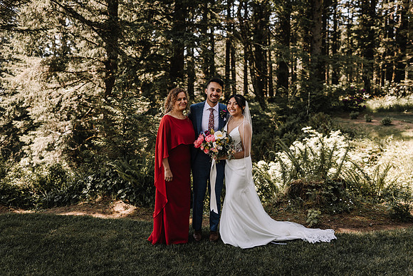 Jared-Ashley-Crooks-Point-Secret-Beach-Oregon-Wedding-2