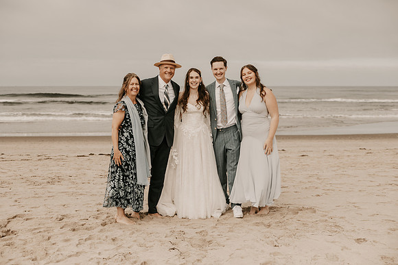 Henry-Skylynn-rockaway-beach-oregon-intimate-wedding-photos (118 of 283)