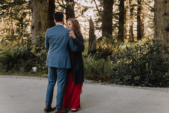 Jared-Ashley-Crooks-Point-Secret-Beach-Oregon-Wedding-87