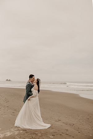 Henry-Skylynn-rockaway-beach-oregon-intimate-wedding-photos (203 of 283)