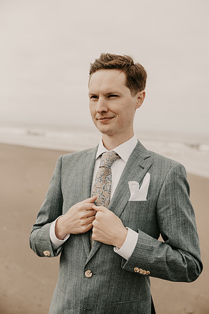 Henry-Skylynn-rockaway-beach-oregon-intimate-wedding-photos (233 of 283)