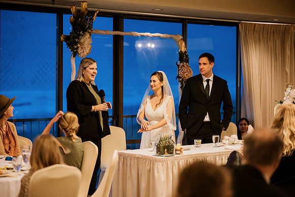 Alex-Danielle-Inn-Spanish-Head-Lincoln-City-oregon-wedding-1095