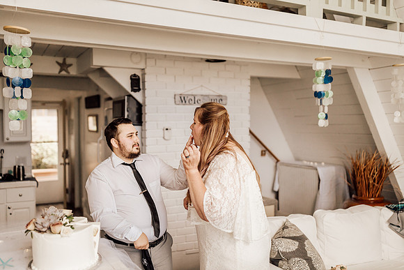 Jordan-Lainey-Roads-End-lincoln-City-oregon-airbnb-Elopement-photos-39