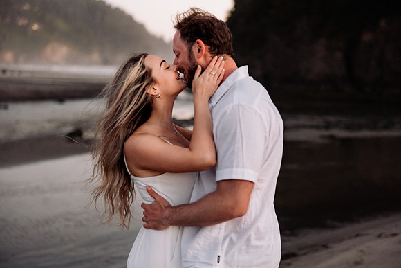 Kannon-Ashley-Surpise-Proposal-Rock-Neskowin-Oregon-Photos (91 of 94)