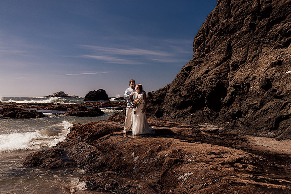 Ty-Sandy-lincoln-city-oregon-roads-end-elopement-photographer-0140
