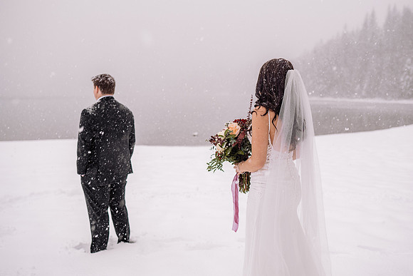 Tyler-Brittani-Lake-Priest-Idaho-Winter-Snow-Wedding-2021-03264