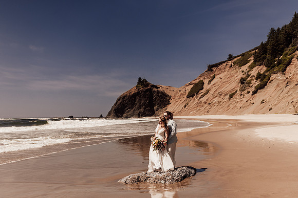 Ty-Sandy-lincoln-city-oregon-roads-end-elopement-photographer-9873