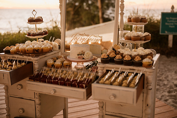 Bennett-Tamra-Sunset-Beach-House-Wedding-Saint-Peterburg-Florida-2021-8417