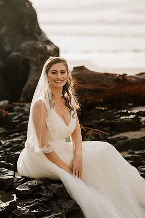 Alex-Danielle-Inn-Spanish-Head-Lincoln-City-oregon-wedding-0786