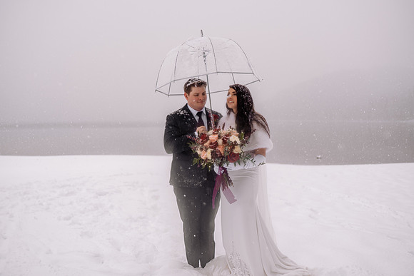Tyler-Brittani-Lake-Priest-Idaho-Winter-Snow-Wedding-2021-03368