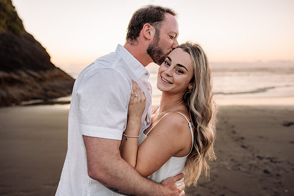 Kannon-Ashley-Surpise-Proposal-Rock-Neskowin-Oregon-Photos (44 of 94)