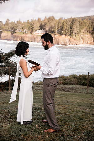 Nick-Rochelle-Whale-Cove-Depoe-Bay-Elopement-Photos (40 of 65)