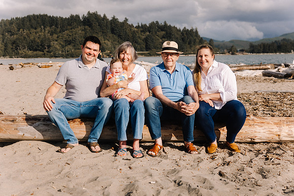 Elizabeth-family-photos-oregon-2024-19