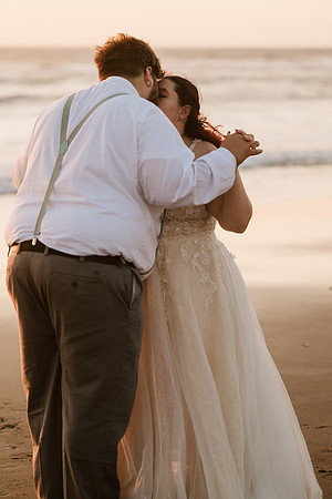 Justin-Juliana-Chinook-Winds-Casino-lincoln-City-Oregon-wedding 2021-1670