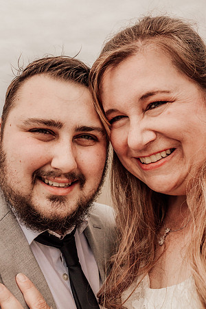 Jordan-Lainey-Roads-End-lincoln-City-oregon-airbnb-Elopement-photos-55